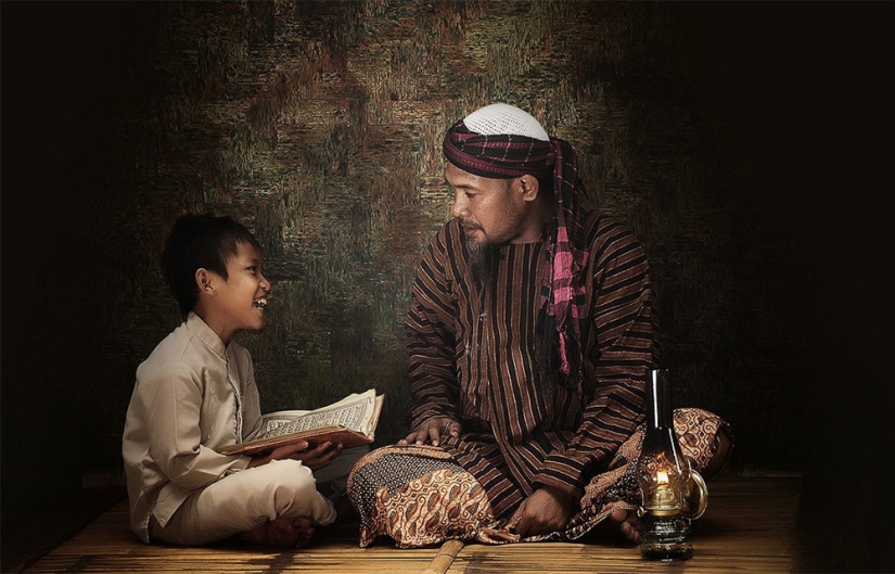 The simple life of an Indonesian village photographed by Herman Damar