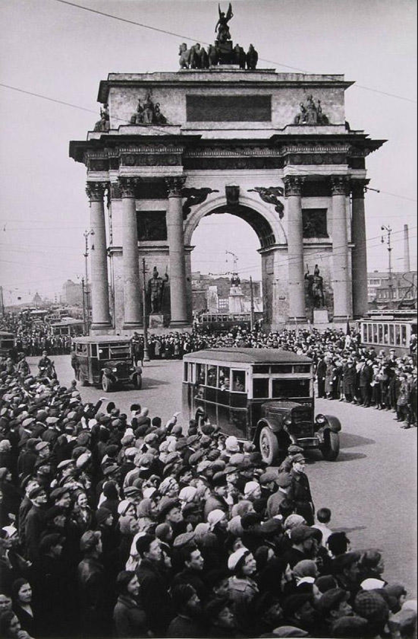 The Soviet era in iconic photographs by Markov-Grinberg The Soviet era in iconic photographs by Markov-Grinberg