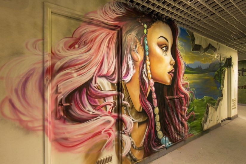 The spatula will not rise: before the renovation, the Paris hostel was turned into a small Louvre The spatula will not rise: before the renovation, the Paris hostel was turned into a small Louvre