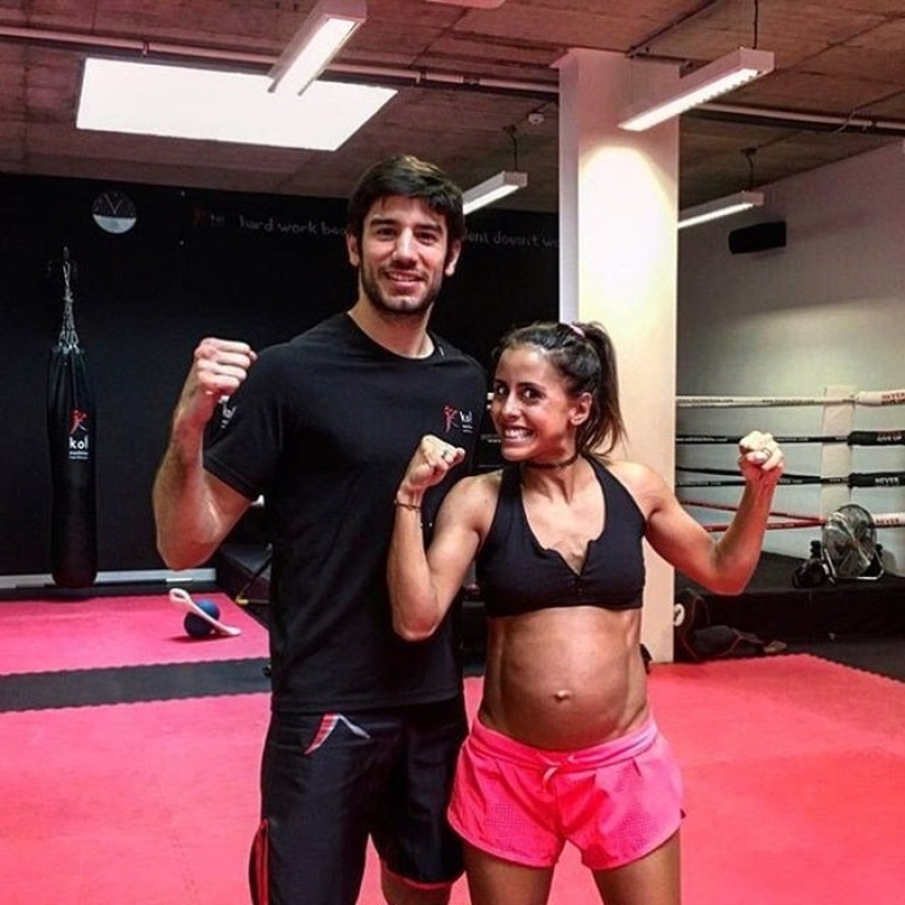 The story of a fitness fan who continues to train even during pregnancy