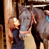 The story of Salma Hayek - an actress who saves animals