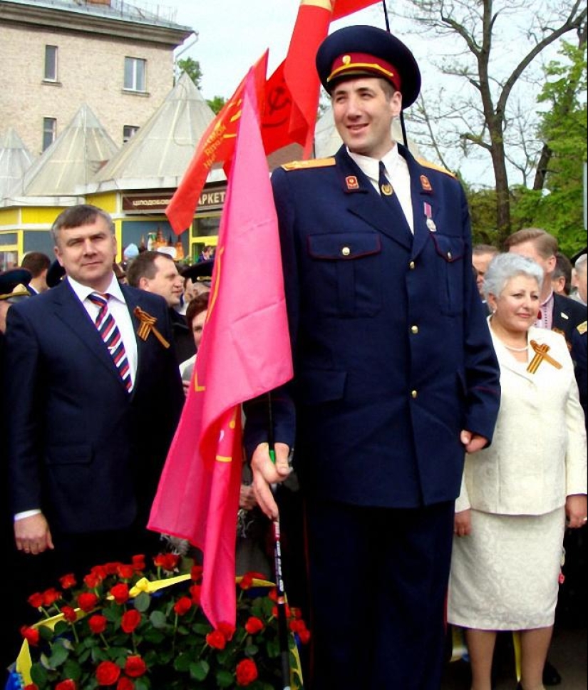 The tallest man alive in our time on earth has died The tallest man alive in our time on earth has died