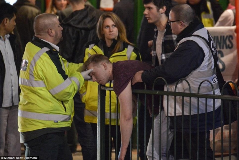 Their morals: how "prim" the British thumped on New Year's Eve