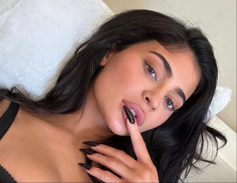 These body parts of stars have become more popular than themselves: what made Kim Kardashian and Jennifer Lopez famous