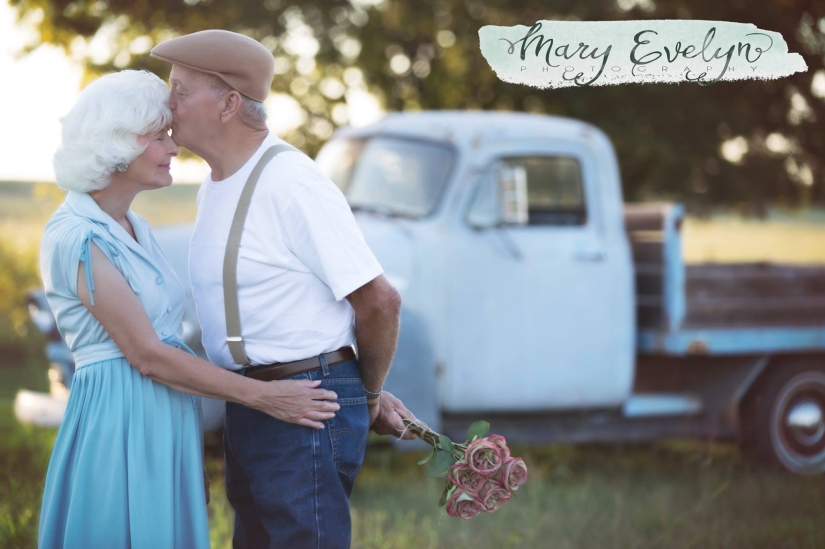 These lovers, who have been together for 57 years, have their own "Memory Diary"