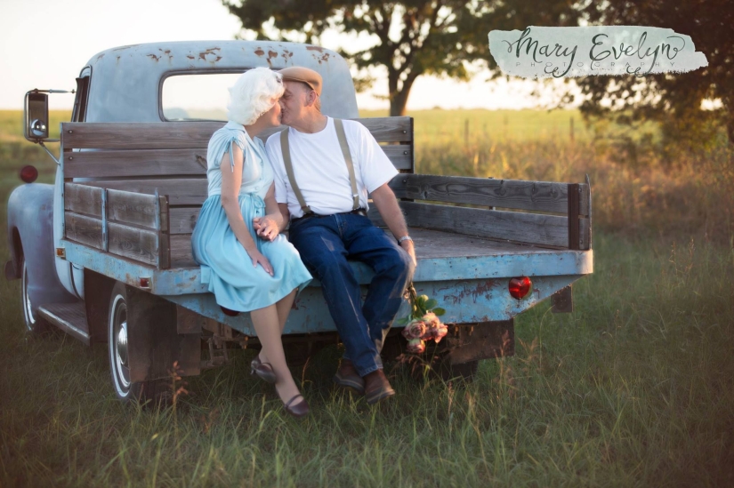 These lovers, who have been together for 57 years, have their own "Memory Diary"