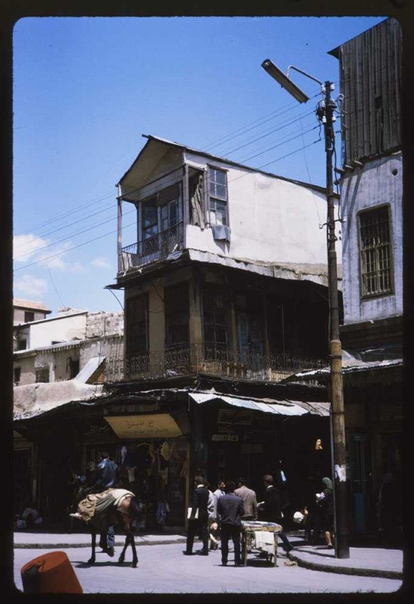 These old photos show what the Syrian capital looked like half a century ago
