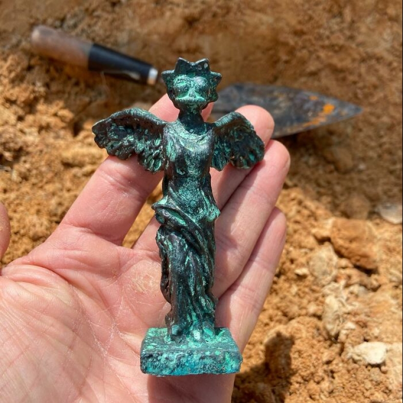 This Artist Uses Recognizable Pop Characters To Create Fake Ancient Artifacts