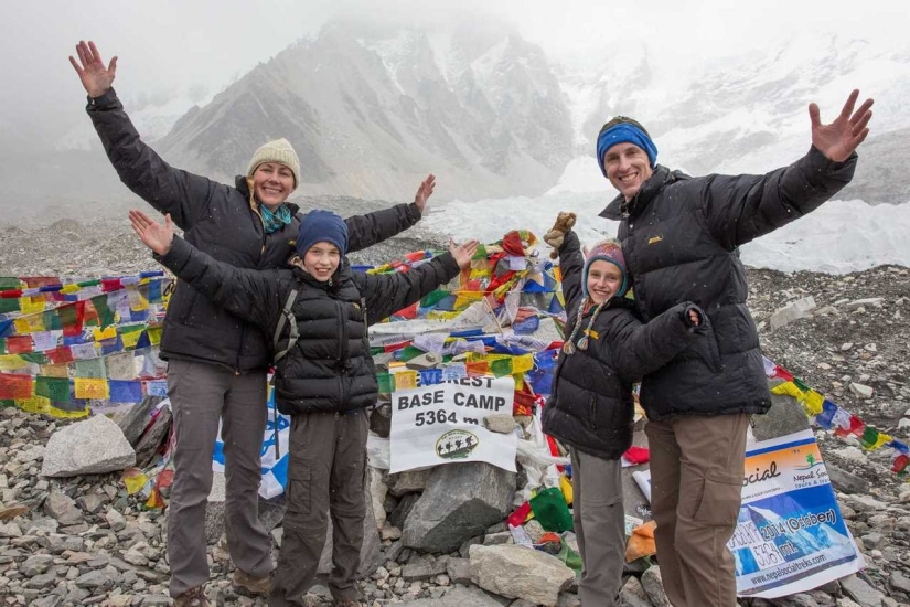 This family sold their house and cars to travel around the world.