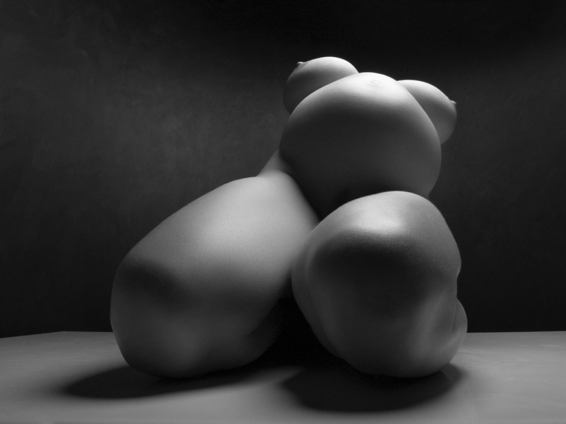 This is a real revolution in erotic photography!