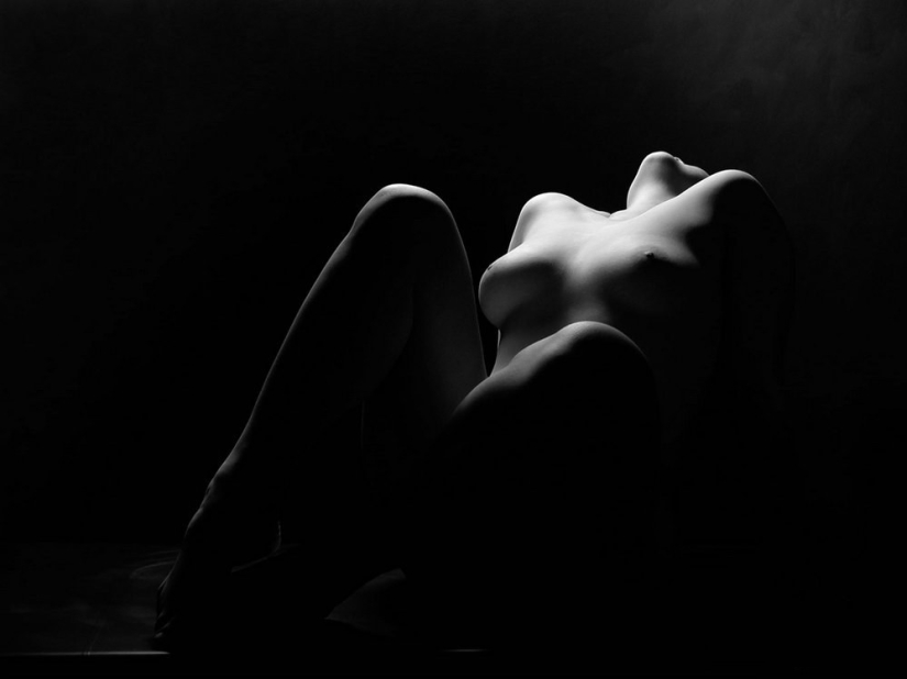 This is a real revolution in erotic photography!