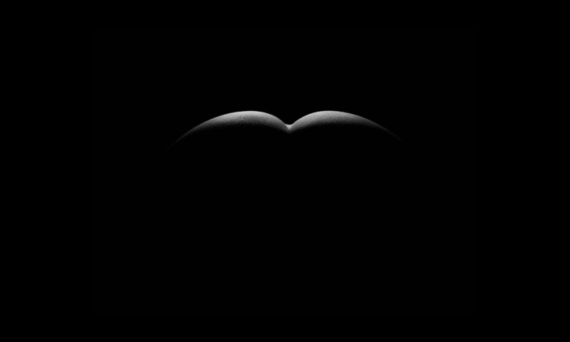 This is a real revolution in erotic photography!