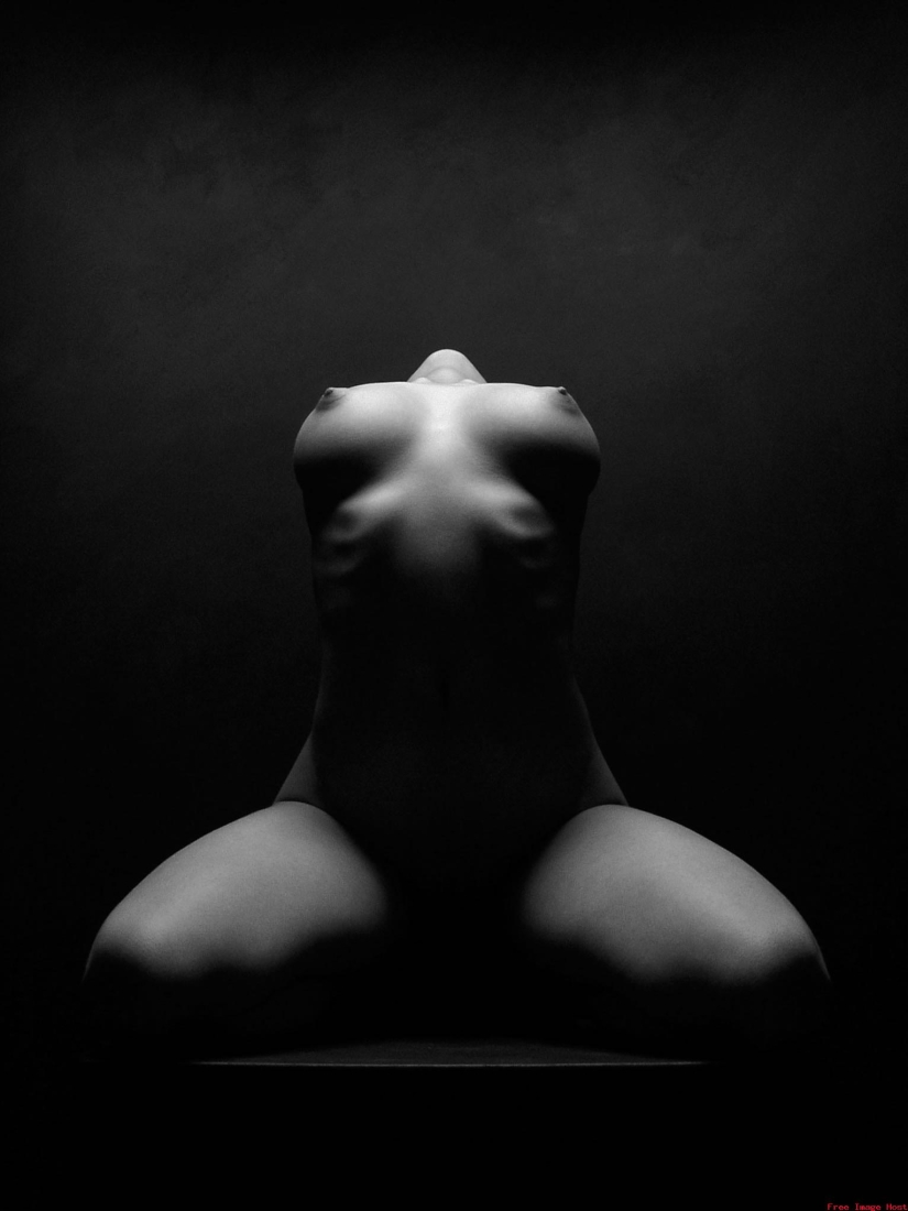 This is a real revolution in erotic photography!