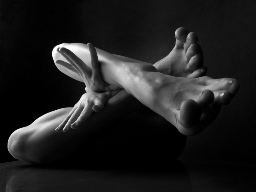 This is a real revolution in erotic photography!