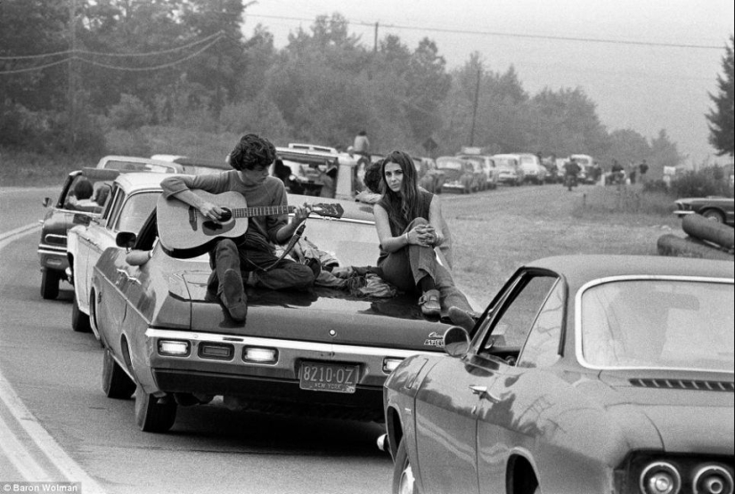 To the 45th anniversary of the legendary festival: still unseen photos of Woodstock