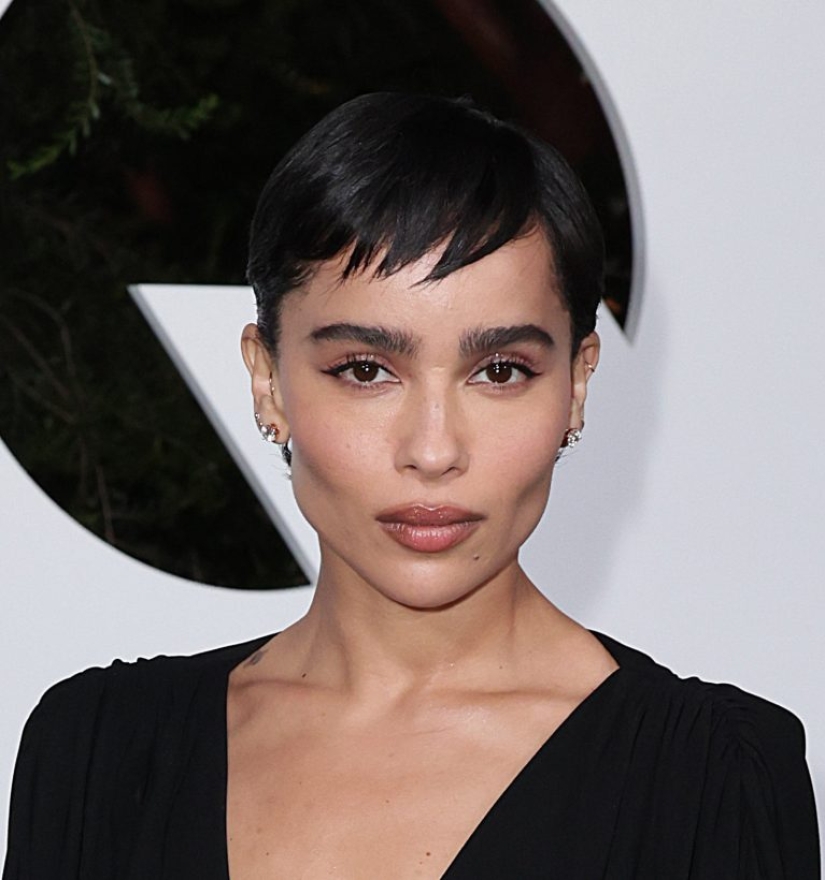 Todos quieren deshacerse de ellos: ¿por qué las estrellas de Hollywood están eliminando los bultos de Bish nuevamente y es necesario repetir después de ellos?