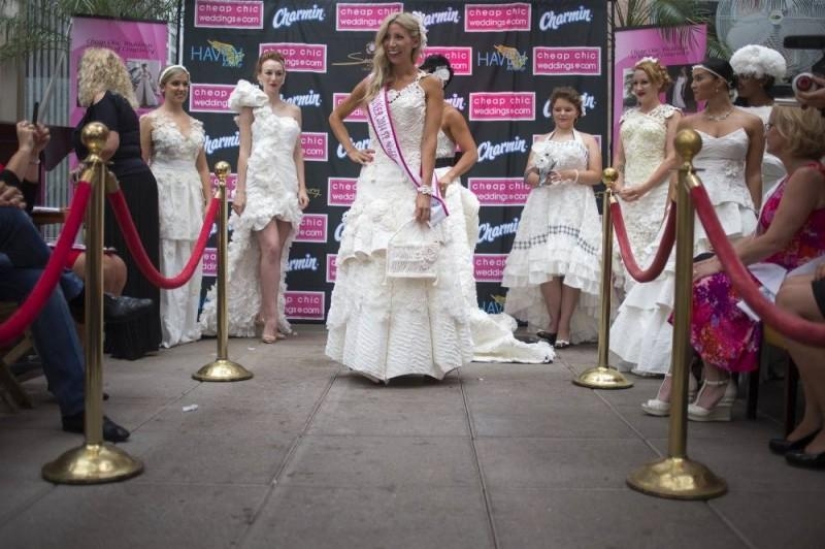toilet paper wedding fashion