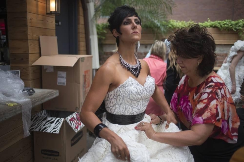 toilet paper wedding fashion