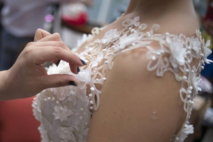 toilet paper wedding fashion