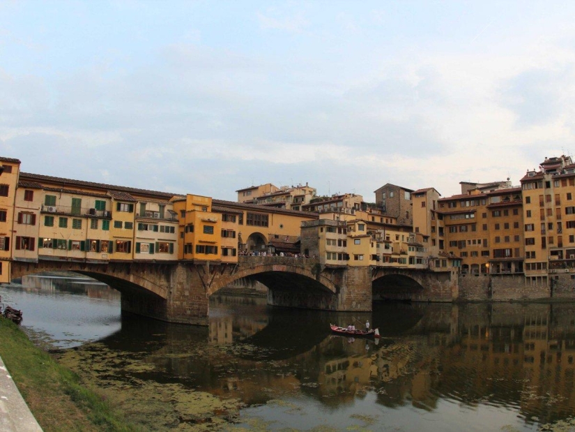 Top 25 popular tourist destinations in 2014