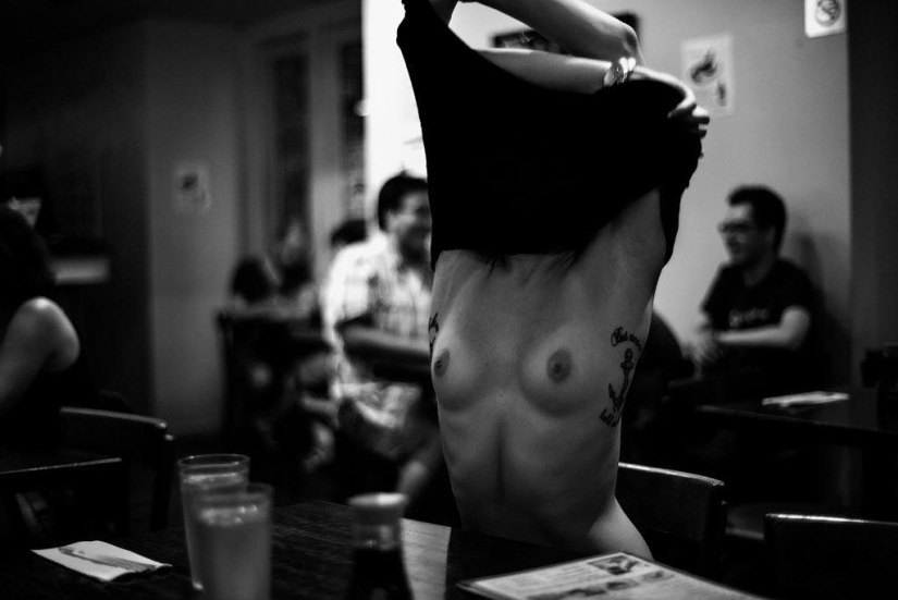 Topless en el centro de Nueva York Topless en el centro de Nueva York