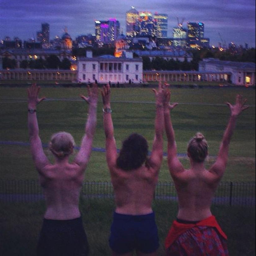 Topless es la nueva tendencia para las fotos de vacaciones