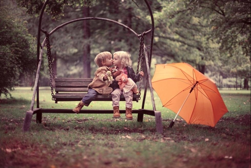 Touching children&#39;s portraits