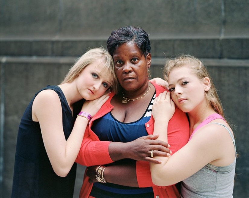 Touching Strangers: Strangers hug each other