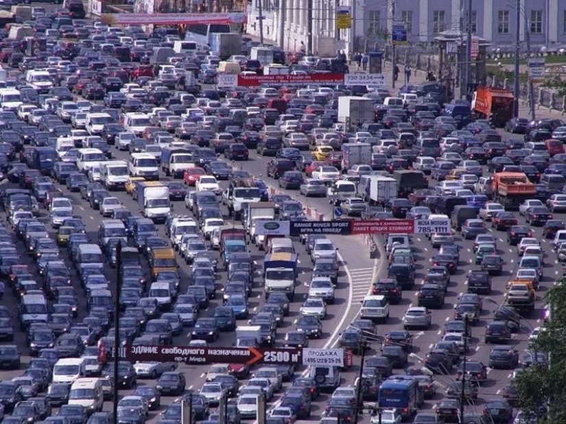 Típicos coches de masas en… ¡rally!
