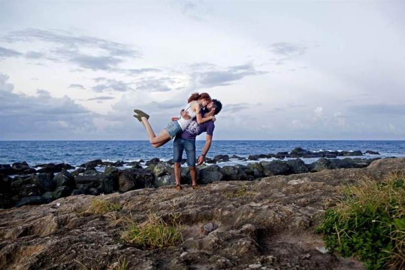 Traveling kiss