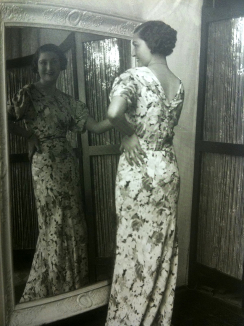 Turkey's first female photographer and her extravagant models