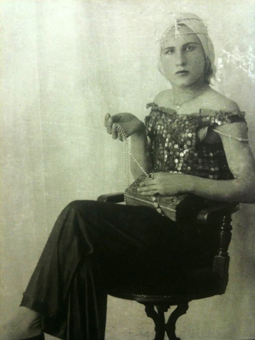 Turkey's first female photographer and her extravagant models