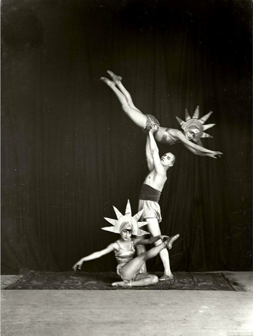 Turkey's first female photographer and her extravagant models