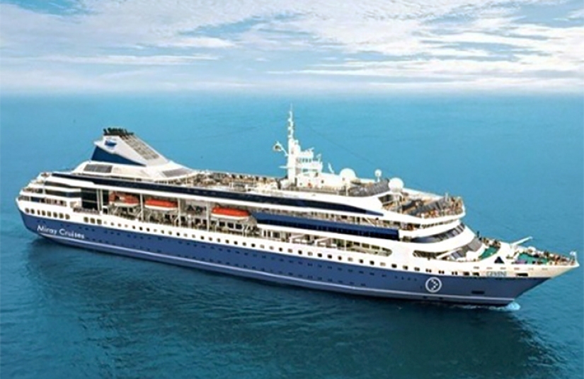 Turkish company offers telecommuters three years of 'floating paradise' Turkish company offers telecommuters three years of 'floating paradise'