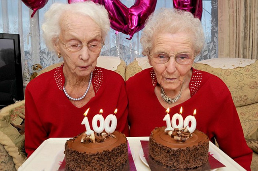 Twins who celebrated their 100th anniversary share the secret of longevity