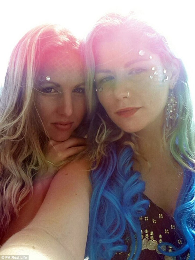 Two Little Mermaids: Disney-obsessed girlfriends have grown silicone tails and swim with sharks Two Little Mermaids: Disney-obsessed girlfriends have grown silicone tails and swim with sharks