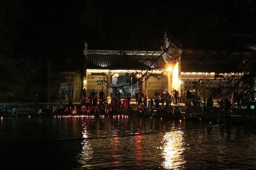 Un día en la "Venecia China" Un día en la "Venecia China"