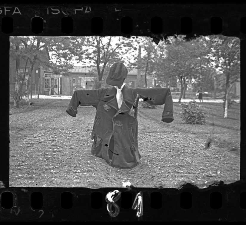Un fotógrafo judío capturó la vida en un gueto de la Polonia ocupada bajo su propio riesgo