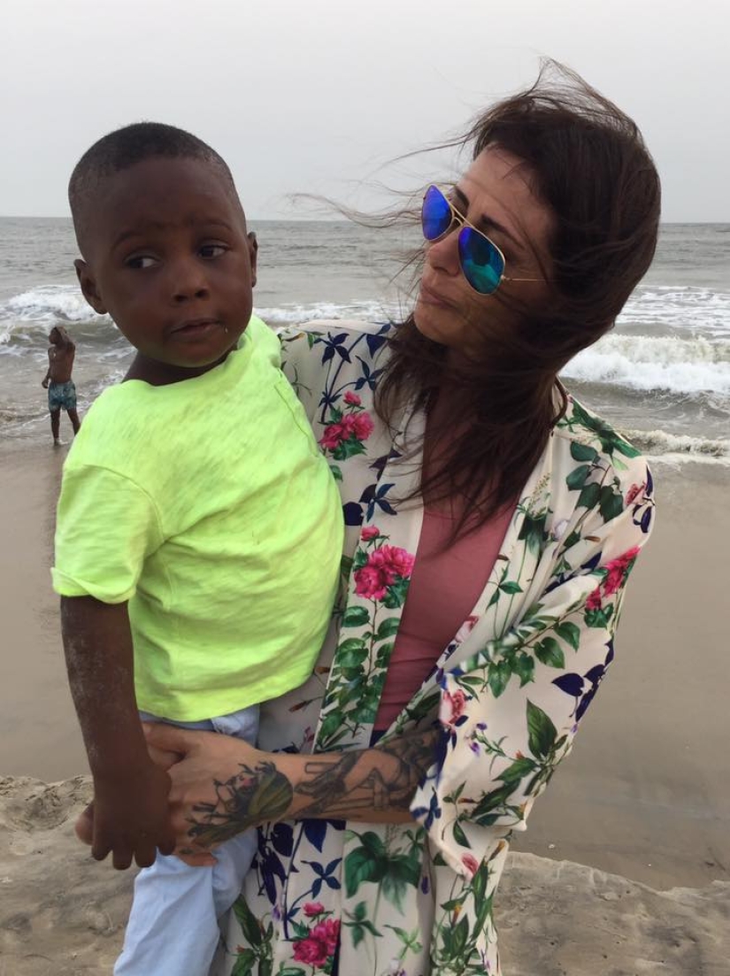 Un niño nigeriano salvado de la muerte en la calle: un "hechicero" fue a la escuela