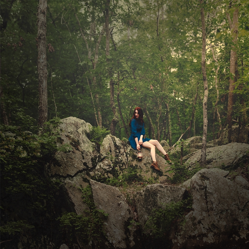 Un oscuro cuento de hadas con el telón de fondo de los fríos paisajes de Islandia Un oscuro cuento de hadas con el telón de fondo de los fríos paisajes de Islandia