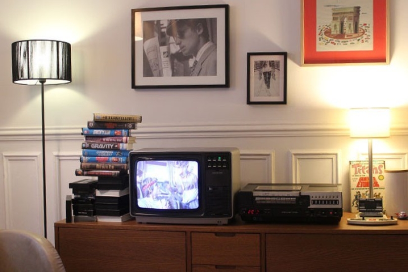 Una bloguera francesa hizo portadas retro de películas y series modernas al estilo de los videocasetes de los 80