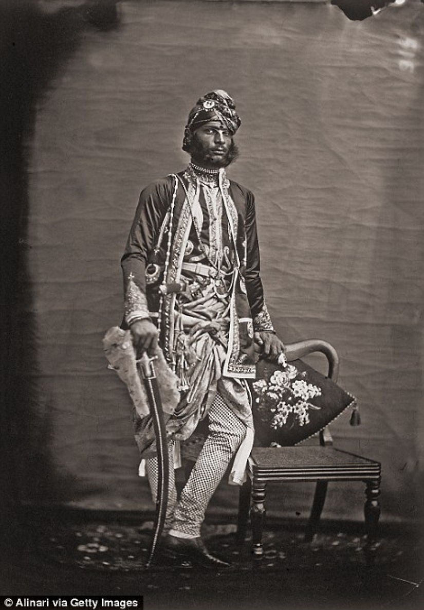 Una colección de fotografías del harén del maharajá indio que ha permanecido intacto durante más de un siglo Una colección de fotografías del harén del maharajá indio que ha permanecido intacto durante más de un siglo