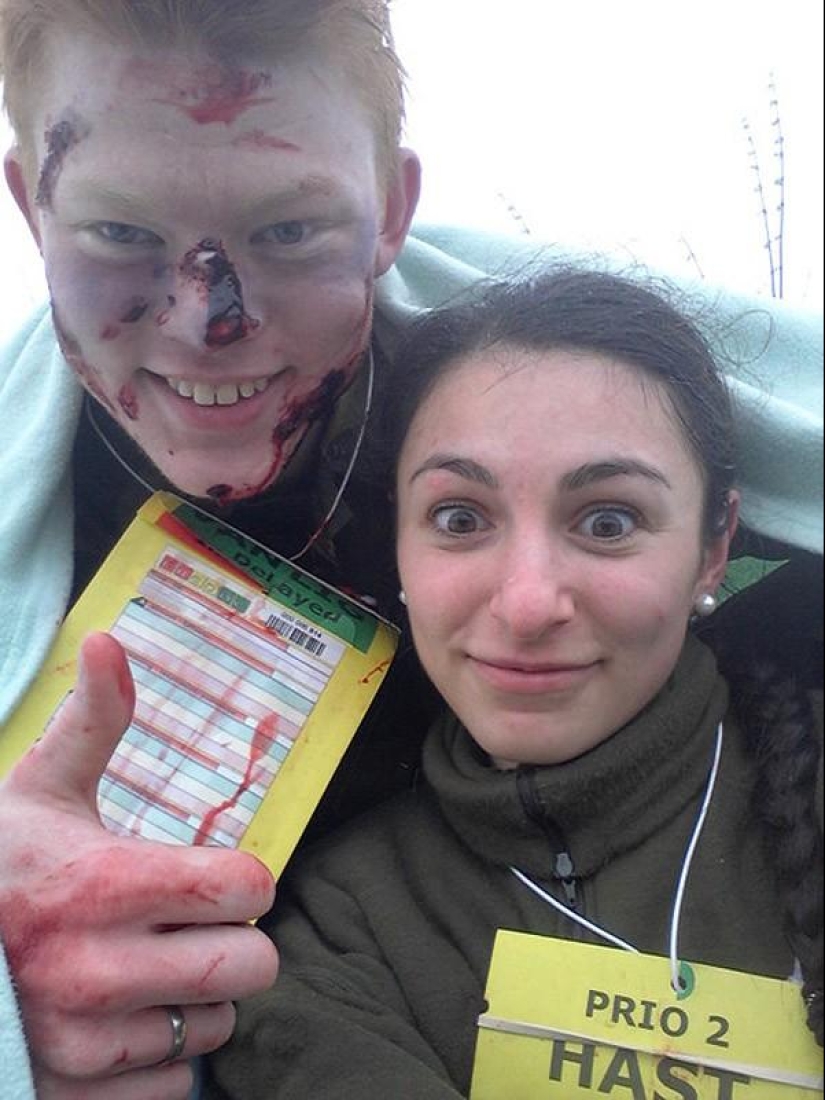 Una colección de fotos de soldados de diferentes países se ha convertido en un verdadero éxito en las redes sociales. Una colección de fotos de soldados de diferentes países se ha convertido en un verdadero éxito en las redes sociales.