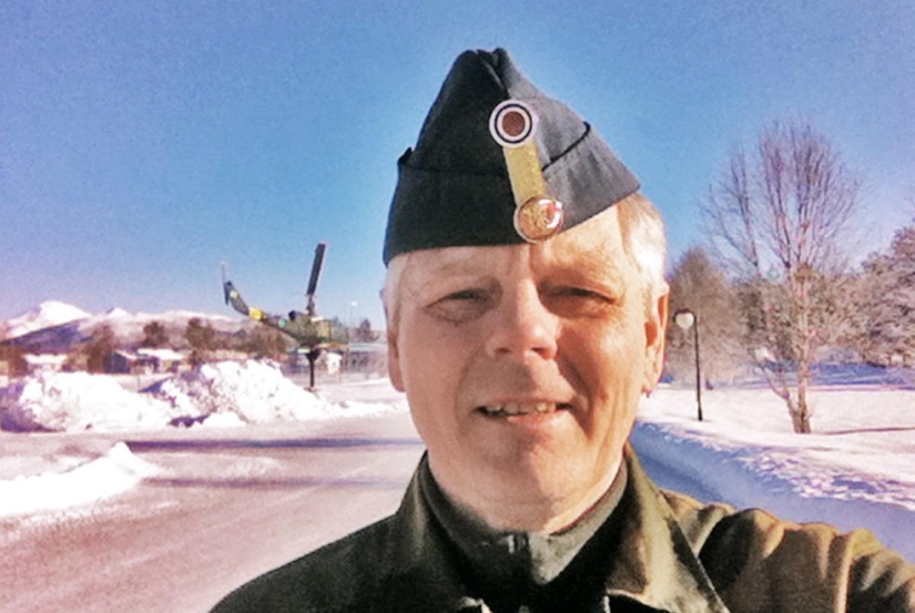 Una colección de fotos de soldados de diferentes países se ha convertido en un verdadero éxito en las redes sociales. Una colección de fotos de soldados de diferentes países se ha convertido en un verdadero éxito en las redes sociales.