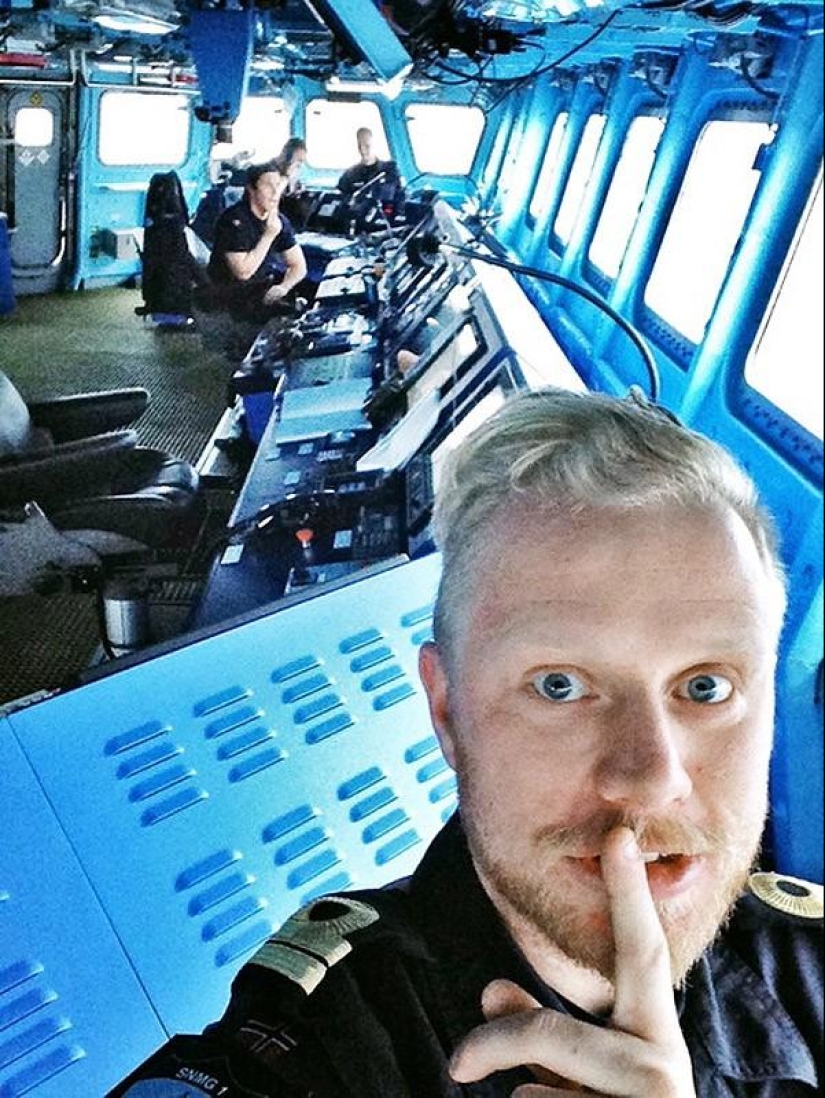 Una colección de fotos de soldados de diferentes países se ha convertido en un verdadero éxito en las redes sociales. Una colección de fotos de soldados de diferentes países se ha convertido en un verdadero éxito en las redes sociales.