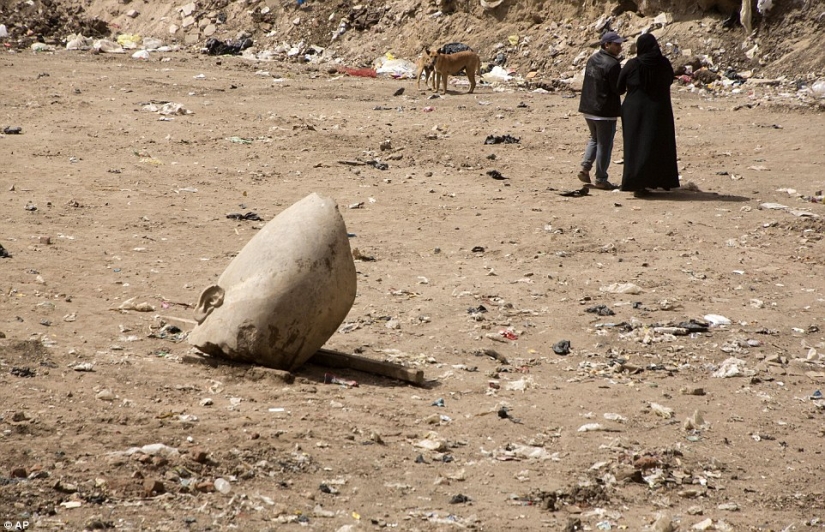 Una estatua de 3.000 años de antigüedad del faraón Ramsés II ha sido encontrada en El Cairo