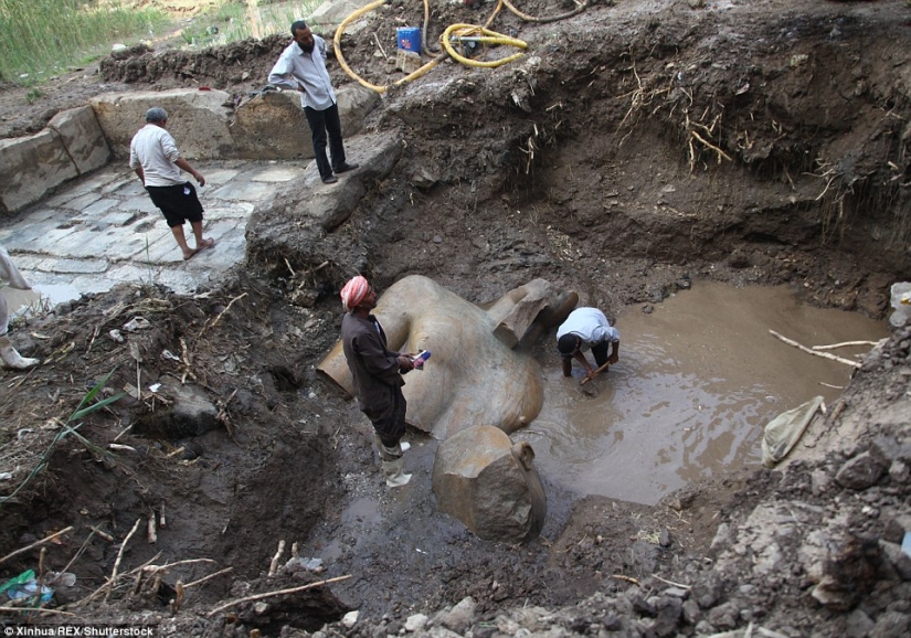 Una estatua de 3.000 años de antigüedad del faraón Ramsés II ha sido encontrada en El Cairo