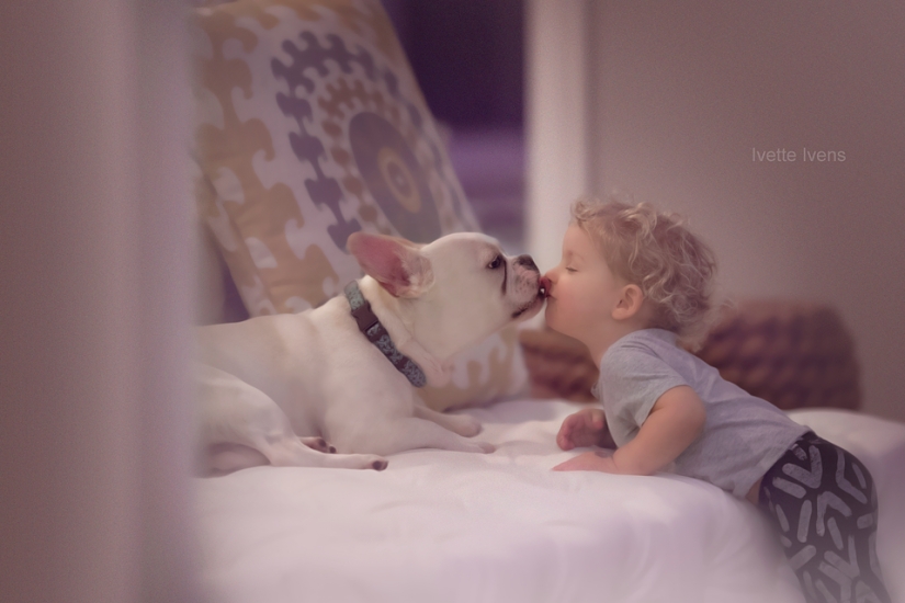Una publicación de ternura impensable de cachorros, ¡humanos y no solo!