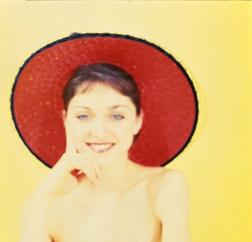 Unknown footage from the candid photo shoot of 18-year-old Madonna