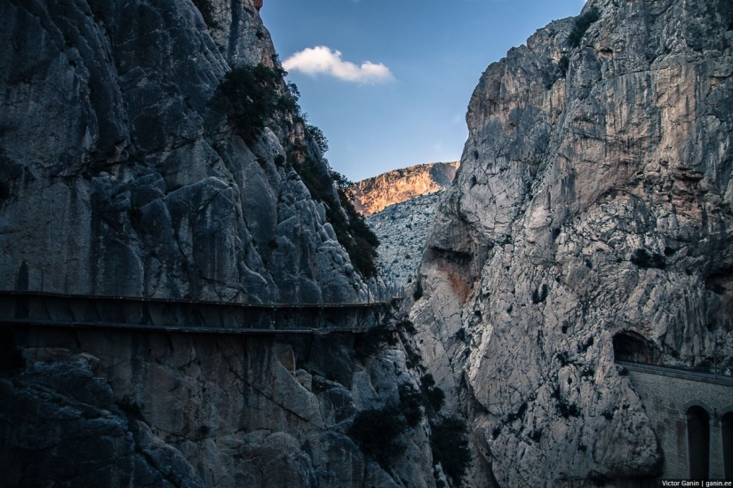 Uno de los senderos más peligrosos del mundo - Caminito del Rey Uno de los senderos más peligrosos del mundo - Caminito del Rey